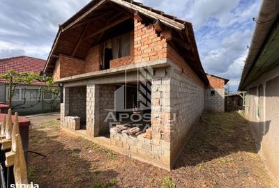 Casă cu Teren 1439 Mp în Central - 11
