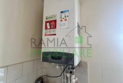 Apartament cu 2 camere decomandat în Tractorul - 11