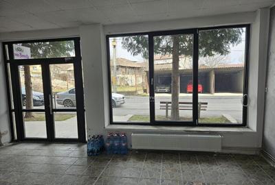 Spatiu comercial de inchiriat 110 mp Central Fieni - 2