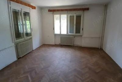 Casă cu 5 camere cu Teren 360 Mp în Caransebeș - 9
