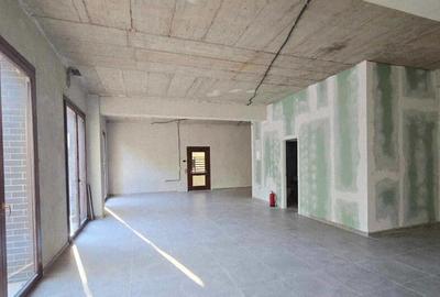 Spa?iu comercial de inchiriat, str. Cuza Voda - 5