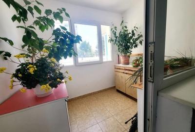 Zimbru- 2 camere decomandate, etaj 1 - 6