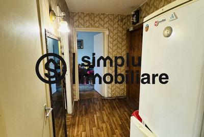 Apartament cu 3 camere semidecomandat în Central - 16