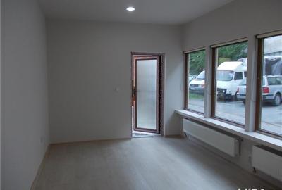 Spațiu comercial, de 86 mp, în Orșova - 2