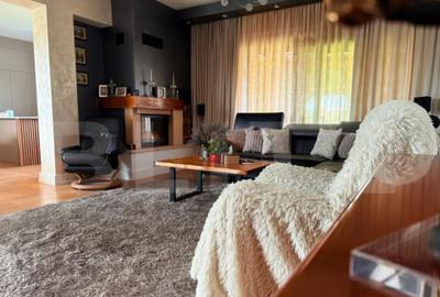 Casă cu 4 camere cu Teren 750 Mp în Central - 3