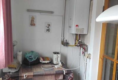 Ap 3 camere la parter cu balcon ?i beci str. Zamfirescu - 2