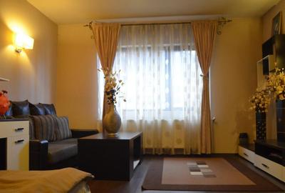 Sinaia-De vanzare pensiune cu 18 camere functionala - 4