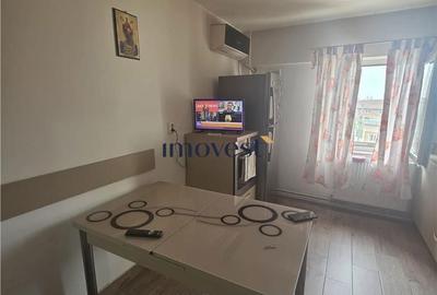 Apartament cu 2 camere decomandat în Carpați 2 - 11