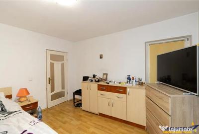 Casă cu 8 camere cu Teren 500 Mp în Zărnești - 11