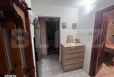 Apartament cu 2 camere decomandat în Micro 12 - 7
