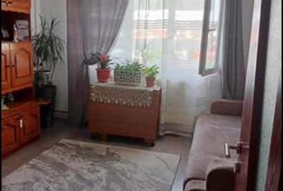 Apartament cu 2 camere decomandat în Central - 3