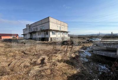 Spațiu comercial, de 1,400 mp, în Industrială - 6