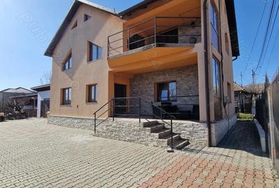 Casă cu Teren 1200 Mp în Aiton