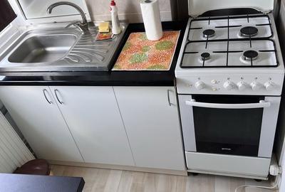 Garsonieră decomandată în 1 Mai - 3