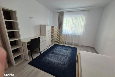 Apartament cu 3 camere decomandat în Central - 2