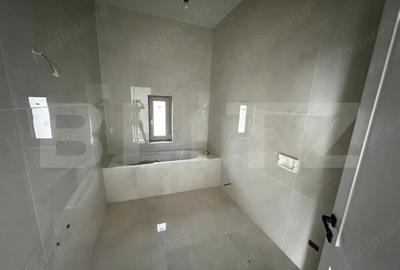 Casă cu 5 camere cu Teren 1000 Mp în Central - 2