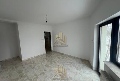 Casa/Vila de vanzare in Moieciu de jos, Drumul Carului 10 camere - 9
