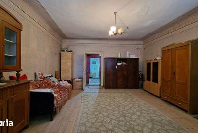 Casă cu 4 camere cu Teren 2984 Mp în Chirpăr - 17