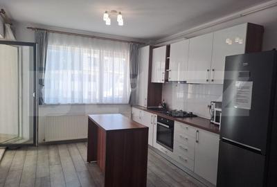 Apartament cu 3 camere, 63 mp, terasa panoramica, zona Tractoru