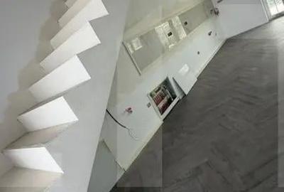 Casă cu Teren 305 Mp în Urseni - 4