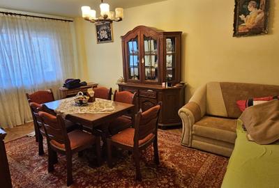 Apartament cu 2 camere decomandat în Central - 1