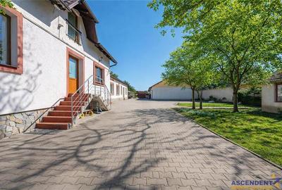 Casă individuală cu 6 camere cu Canalizare în Exterior Est - 3