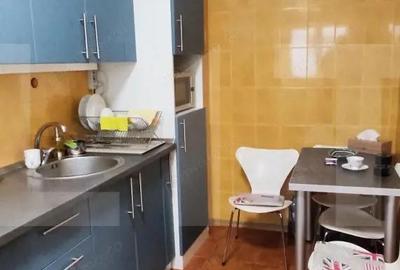 Apartament cu 3 camere decomandat în Tineretului - 9
