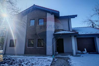 Casă individuală cu 4 camere cu Teren 563 Mp în Corbeanca