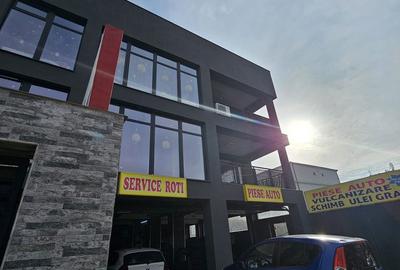 Spațiu comercial, de 421 mp, în Central - 4