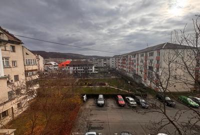 Apartament cu 2 camere decomandat, mobilat în Independenței - 2