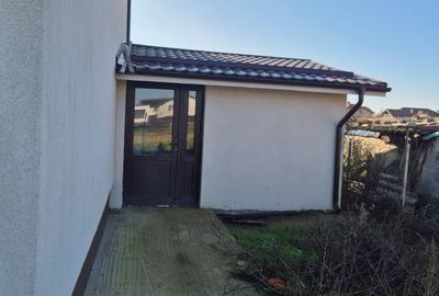 Casă cu 4 camere cu Teren 1120 Mp în Cornetu - 2