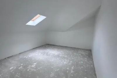 Casă cu 5 camere cu Teren 800 Mp în Horodnic - 16
