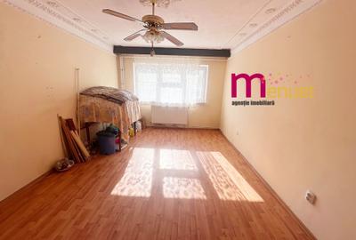 Apartament 3 camere,zona Vest,parter inalt - 1