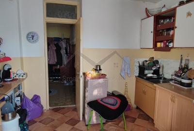 Apartament cu 3 camere decomandat în Nicolina - 4