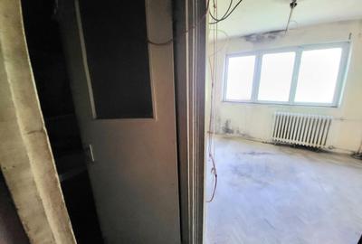 Garsonieră decomandată în Complex Studențesc - 3