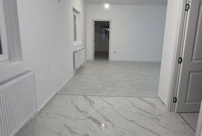 Duplex cu 5 camere cu Teren 250 Mp în Exterior Vest - 1