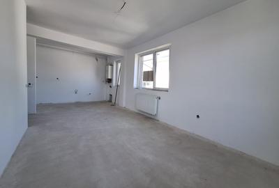 Apartament cu 3 camere semifinisat, balcon, zona Terra - 2