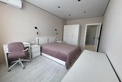 Garsonieră decomandată în P-ța Universității - 4