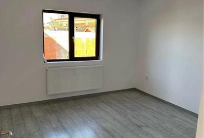 Casă cu 3 camere cu Teren 414 Mp în Central - 9