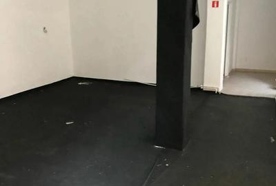 Spațiu comercial, de 180 mp, în Steaua - 1