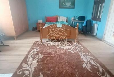Casă individuală cu 3 camere cu Canalizare în Enciu - 2