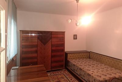 Casa de canzare zona Coiciu -Trocadero - 5