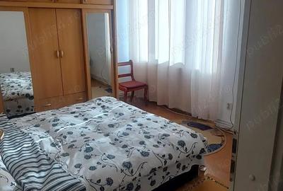 Apartament cu 3 camere în Medicină