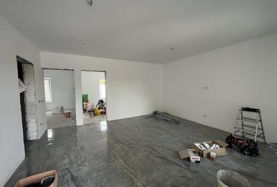 SUPEROFERTA! Casa la sol 3 camere teren 315 mp, 126.000 eur, zona C Valu lui Tr! - 2