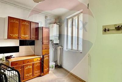 Apartament cu 5 camere semidecomandat în Moșilor - 9