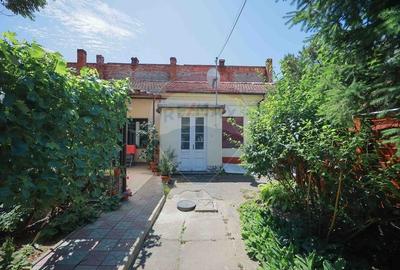 Apartament cu 3 camere de vanzare in zona Ultracentral