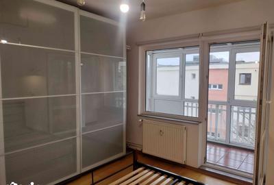 Apartament cu 4 camere în Central - 2
