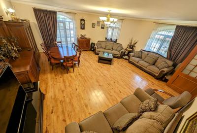 Casă individuală cu 5 camere cu Canalizare în Bucureștii Noi - 2