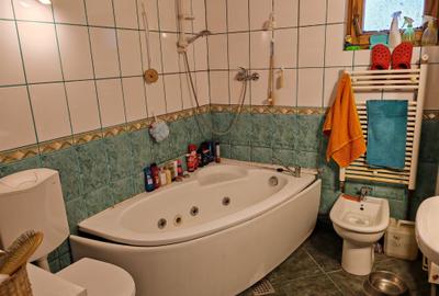 Casa 5 camere pozitie deosebita RASNOV - 23