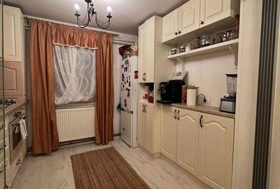 Apartament cu 3 camere, mobilat în Rovine - 5